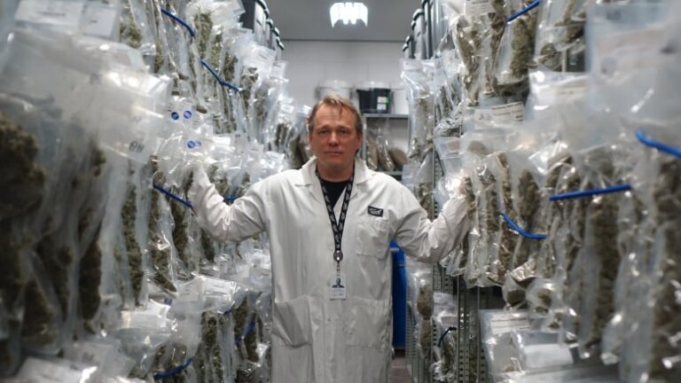 Bruce Linton Steps Down from Canopy Growth