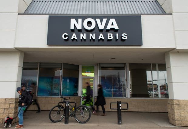 How Do Alberta’s Cannabis Retailers Do It?