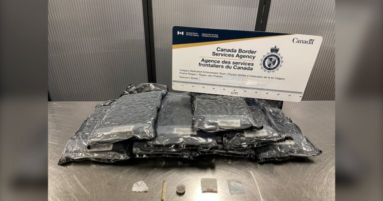 Stavely, Alta., woman charged after border services officers seize drugs from luggage